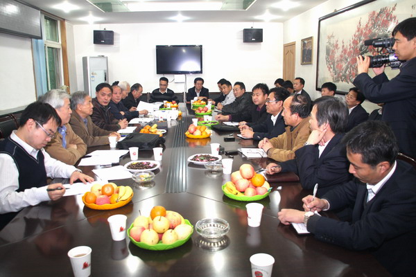 國家煤礦安全生產專家組到礦通報會