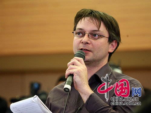 國際市場新聞社記者